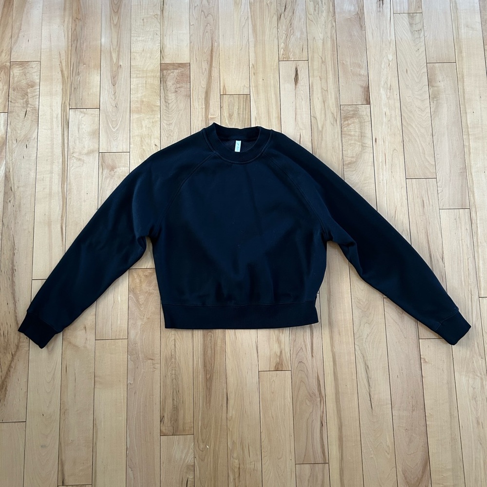 Fabletics Cropped Black Crewneck Sweatshirt